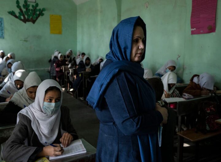 Taliban allows schools, universities in Afghanistan to reopen in March