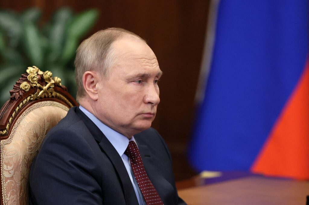 Vladimir Putin cancels event sparking health rumours .