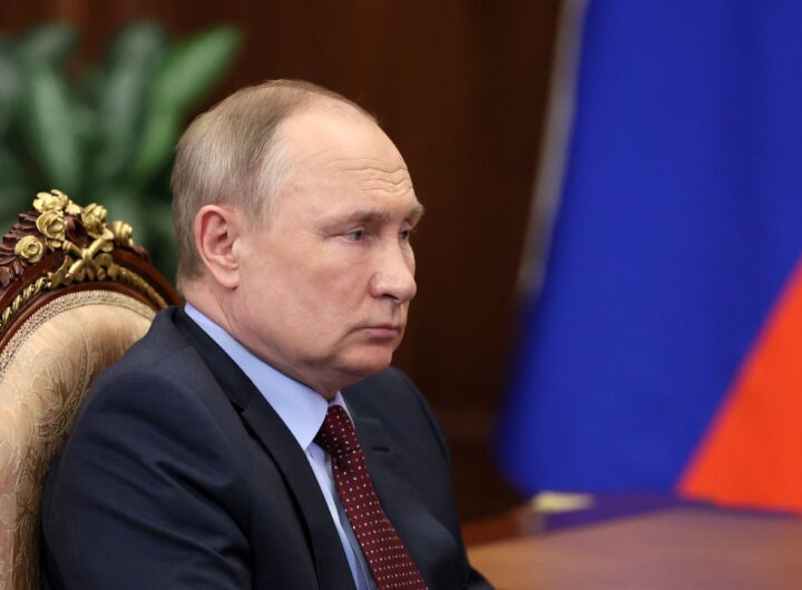 Vladimir Putin cancels event sparking health rumours .